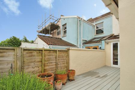 1 bedroom Flat to let in Ashton Gate Road, Southville, Bristol, BS3