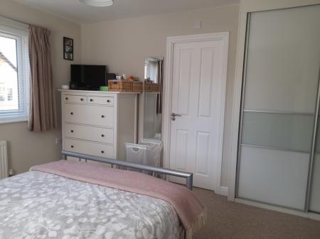 4 bedroom Detached house to let in Cappards Road, Bishop Sutton, BS39