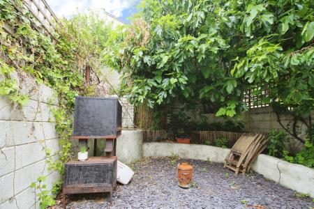 2 bedroom Terraced House to let in William Street, Totterdown, Bristol, BS3