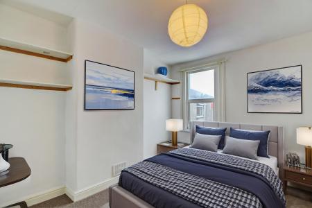 5 bedroom Flat to let in North Street, Southville, Bristol, BS3