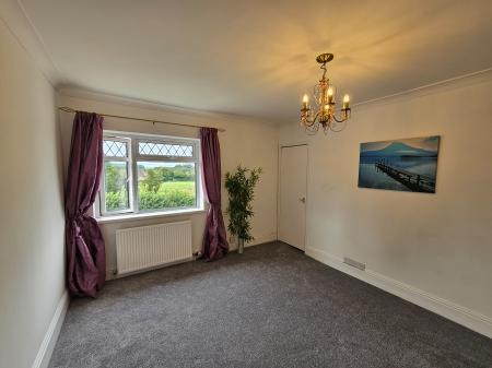4 bedroom Semi-detached house to let in Bonhill Road, Bishop Sutton, BS39
