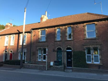 3 bedroom Terraced House to let in New Road, Churchill, BS25