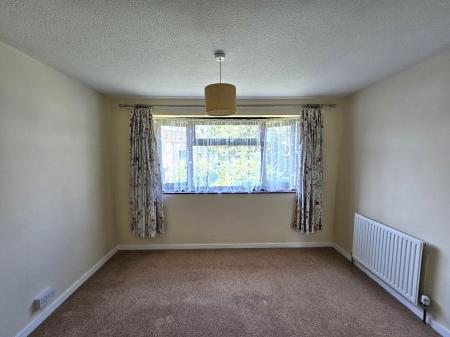 4 bedroom Detached house to let in Stowey Road, Yatton, BS49