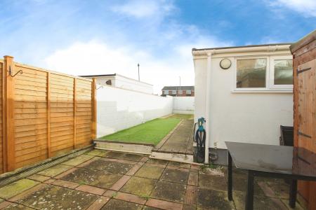 3 bedroom Terraced House to let in Philippa Close, Hengrove, Bristol, BS14