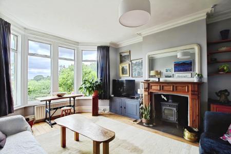 4 bedroom Terraced House to let in Sylvia Avenue, Knowle, Bristol, BS3