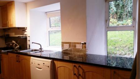 2 bedroom Flat to let in 8 Edinburgh Place, Weston super Mare, BS23