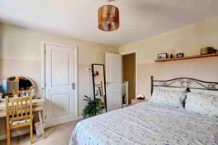2 bedroom Semi-detached house to let in Skinners Croft, Charlton Hayes, Bristol, BS34