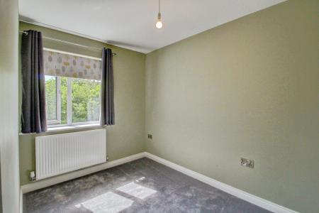 3 bedroom Semi-detached house to let in Costers Close, Alveston, BS35