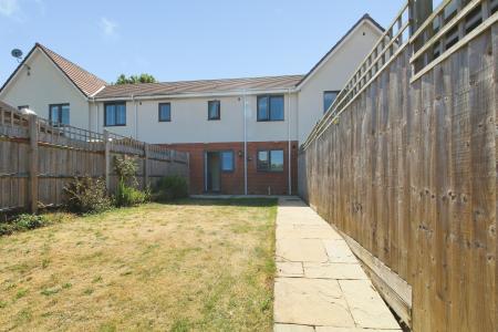 3 bedroom Semi-detached house to let in Costers Close, Alveston, BS35