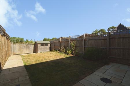 3 bedroom Semi-detached house to let in Costers Close, Alveston, BS35