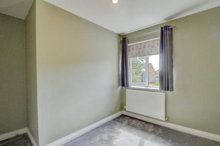 3 bedroom Semi-detached house to let in Costers Close, Alveston, BS35