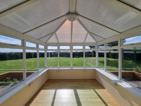 4 bedroom Detached house to let in Knaplock Lane, Fiddington, TA5