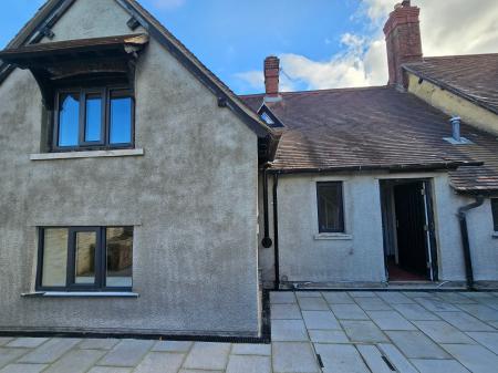 3 bedroom Terraced House to let in Barrow Court Lane, Barrow Gurney, BS48