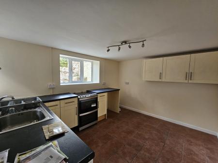 3 bedroom Terraced House to let in Barrow Court Lane, Barrow Gurney, BS48