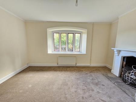 3 bedroom Terraced House to let in Barrow Court Lane, Barrow Gurney, BS48
