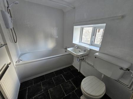 3 bedroom Terraced House to let in Barrow Court Lane, Barrow Gurney, BS48