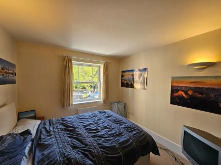 2 bedroom Flat to let in 13B Herbert Road, Clevedon, BS21