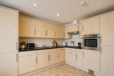 1 bedroom Flat to let in West Street, Bedminster, Bristol, BS3