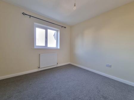 3 bedroom Semi-detached house to let in The Briars, Backwell, BS48