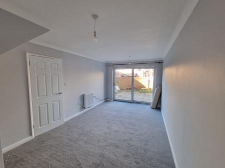 3 bedroom Semi-detached house to let in The Briars, Backwell, BS48