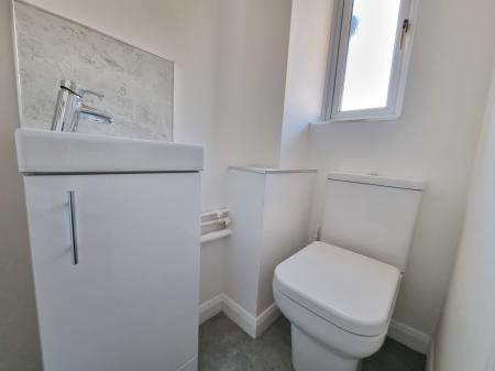 3 bedroom Semi-detached house to let in The Briars, Backwell, BS48