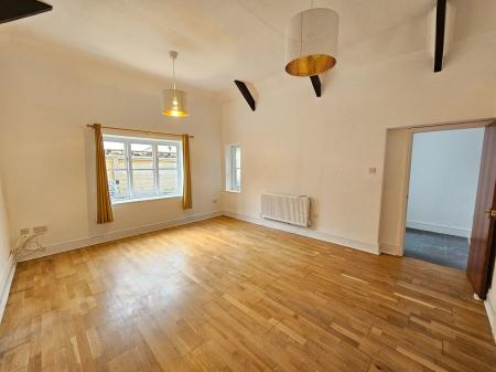 2 bedroom Cottage to let in Broad Street, Wrington, BS40