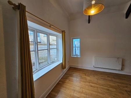 2 bedroom Cottage to let in Broad Street, Wrington, BS40