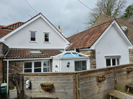 2 bedroom Cottage to let in Broad Street, Wrington, BS40