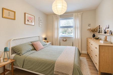 2 bedroom Flat to let in Talavera Close, Old Market, Bristol, BS2