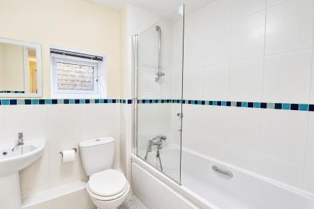 2 bedroom Flat to let in Hornbeam Close, Bradley Stoke, Bristol, BS32