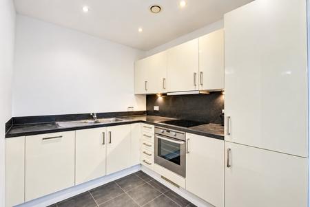 1 bedroom Flat to let in Deanery Road, City Centre, Bristol, BS1