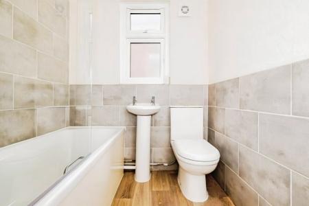 1 bedroom Flat to let in Rowlands Road, Worthing, BN11