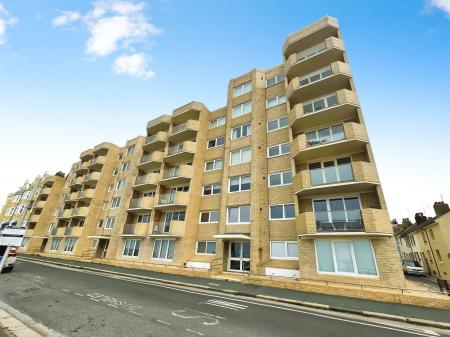 Kings Esplanade, Hove, BN3