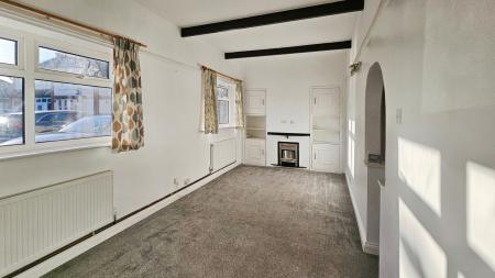 2 bedroom Flat to let in Chichester Road, Bognor Regis, PO21