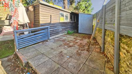 2 bedroom Flat to let in Chichester Road, Bognor Regis, PO21