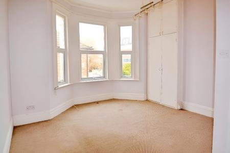 1 bedroom Flat to let in Madeira Avenue, Worthing, BN11