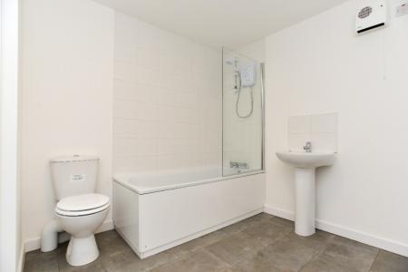 1 bedroom Flat to let in Ambrose Place, Worthing, BN11