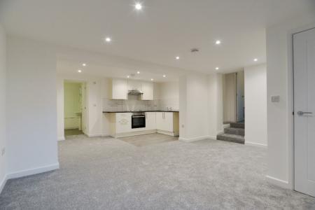 1 bedroom Flat to let in Ambrose Place, Worthing, BN11