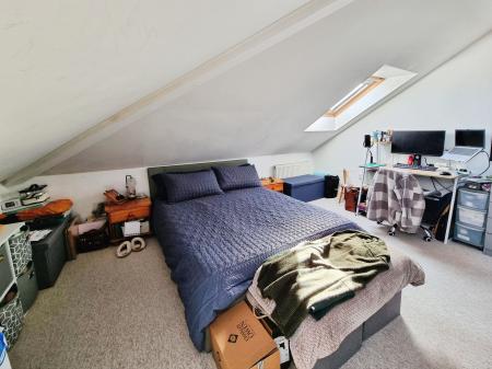 2 bedroom Flat to let in Selden Rd, Worthing, BN11