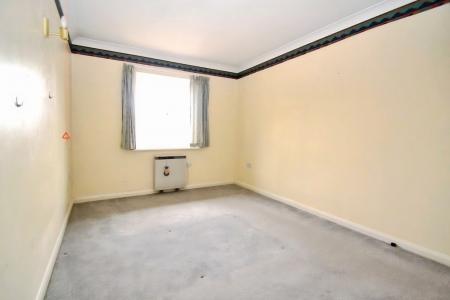 1 bedroom Retirement property for sale in Park Road, Worthing, Worthing, BN11