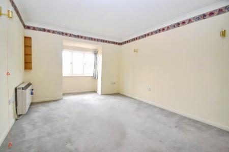 1 bedroom Retirement property for sale in Park Road, Worthing, Worthing, BN11