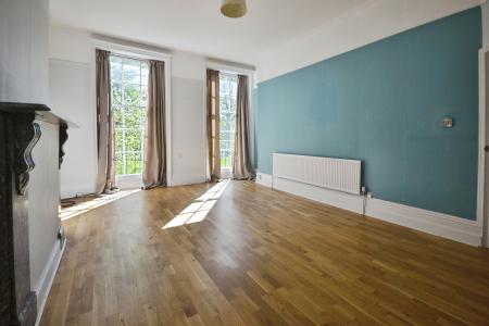 1 bedroom Apartment to let in The Steyne, Worthing, BN11