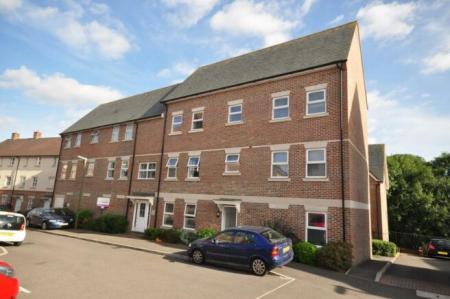 Harwood Close, Pulborough, RH20