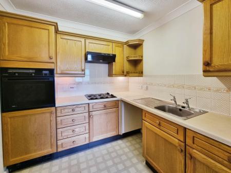 1 bedroom Retirement property to let in Freshbrook Road, Lancing, BN15