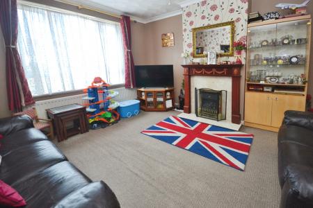 3 bedroom Semi-detached house for sale in Beeding Avenue, Hove, BN3