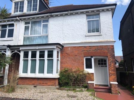 1 bedroom Flat to let in Cowper Road, Worthing, BN11