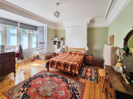 1 bedroom Flat to let in Cowper Road, Worthing, BN11
