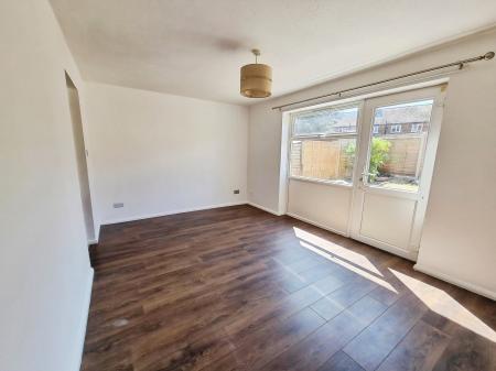 3 bedroom Terraced House to let in Ellis Close, Arundel, BN18