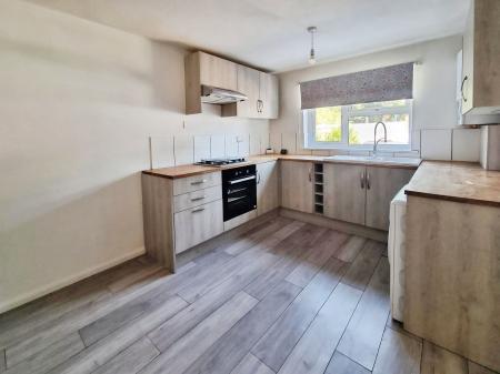 3 bedroom Terraced House to let in Ellis Close, Arundel, BN18