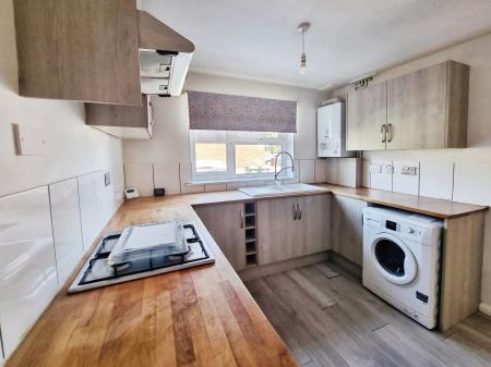 3 bedroom Terraced House to let in Ellis Close, Arundel, BN18
